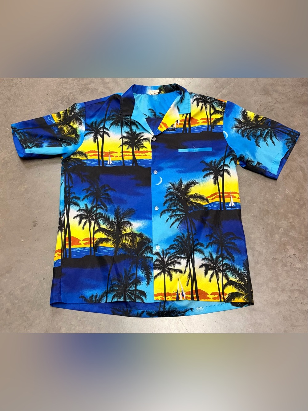 Men's Tropical Palm Print Button-Down Shirt - Blue & Yellow
